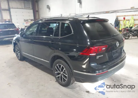 2021 Volkswagen Tiguan 2.0T Se/2.0T Se R-Line Black/2.0T Sel z USA, uszkodzony, nr VIN 3VV2B7AX9MM132685